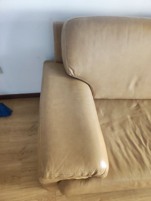 Sofás pele 100%,, lugares 3+2