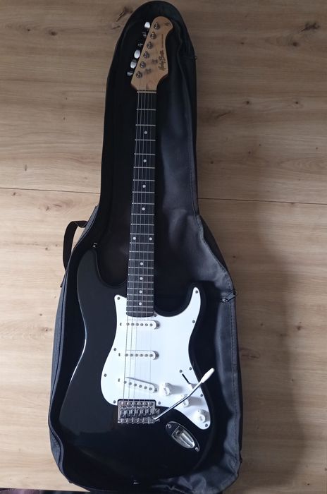 gitara elektryczną Harley Benton ST-20 BK Standard Series