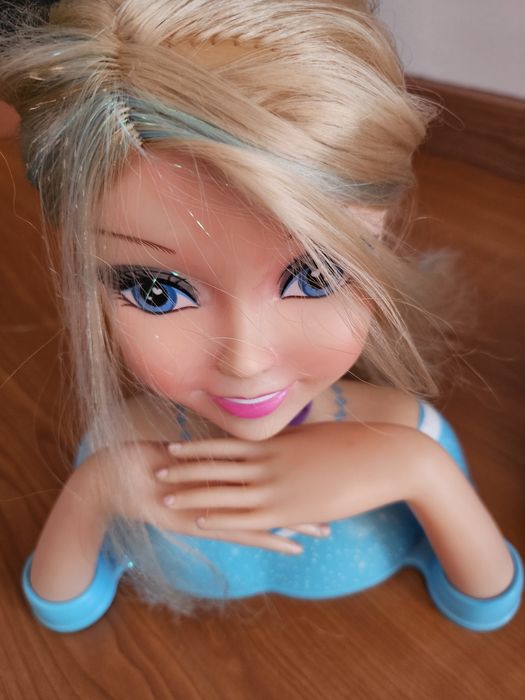 Bonecas para pentear e pintar