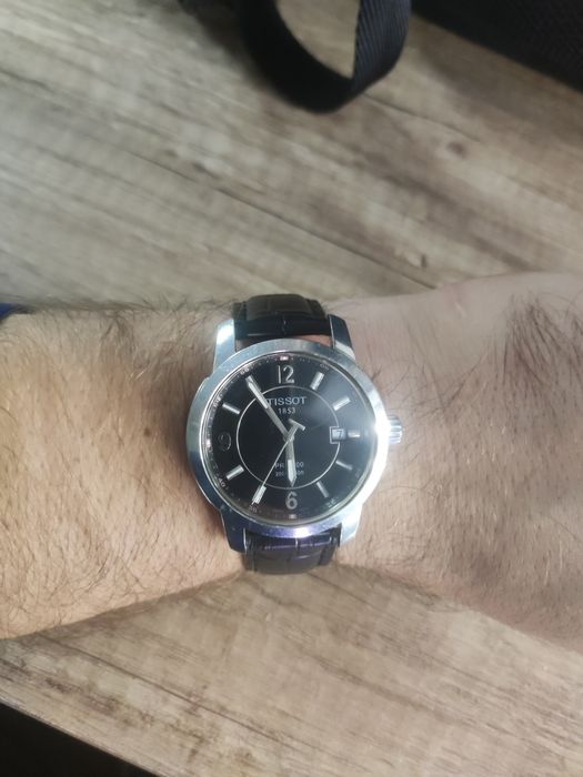 Швейцарський годинник Tissot