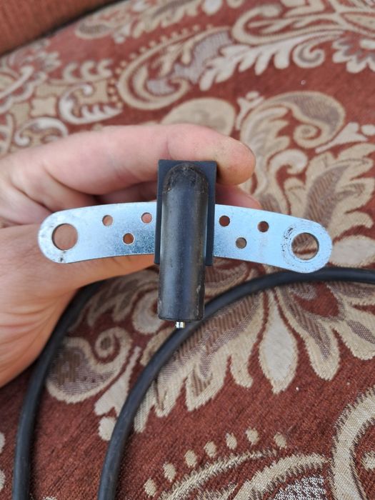 Датчик положення колінвалу Рено 19