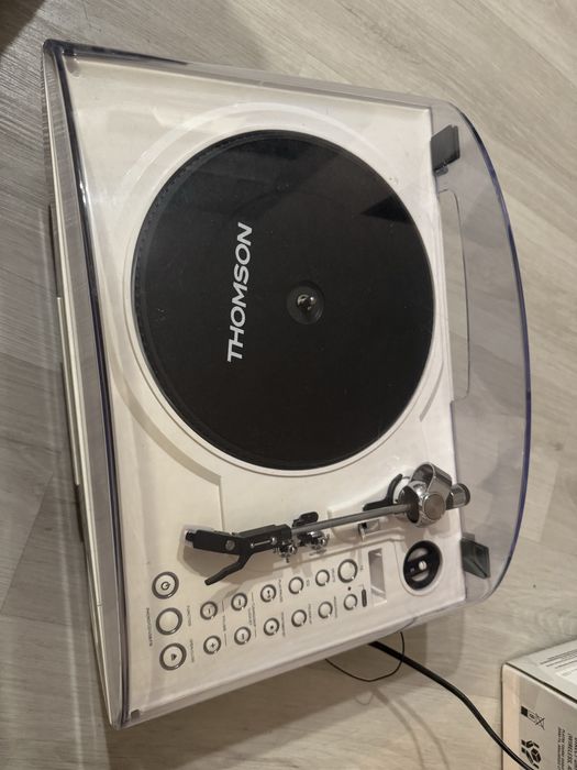 Thomson TT401 - gramofon