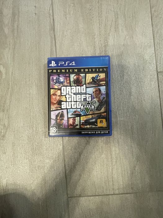 гра GTA 5 на Playstation 4