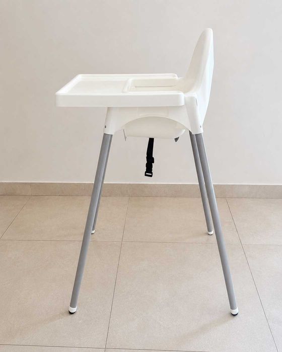 Cadeira alta de refeição IKEA ANTILOP com tabuleiro