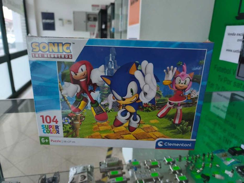 Puzzle Clementoni Sonic,Knuckles & Amy Super Color 38x27cm 104 peças