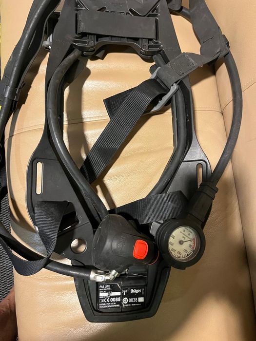 Dräger - Suporte de aparelho respiratorio.