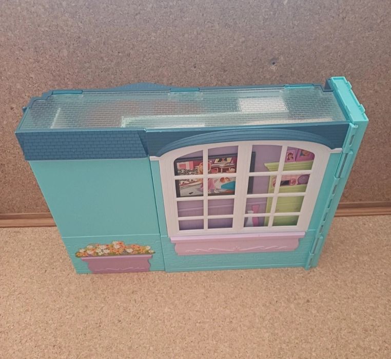 Barbie casa dobrável. 
Mattel.
Anos 2007.