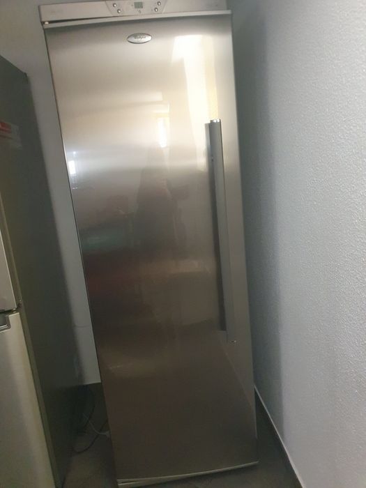 Vendo recheio de casa  móveis, conj.sofas em pele  electrodomésticos,
