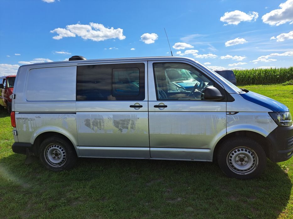 Więźniarka Volkswagen T6 2018r 2.0 Benzyna Webasto Klima