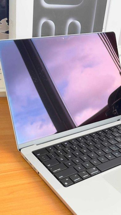 Apple MacBook Pro 14" M1Pro 16gb 512Gb Silver MKGR3 2021