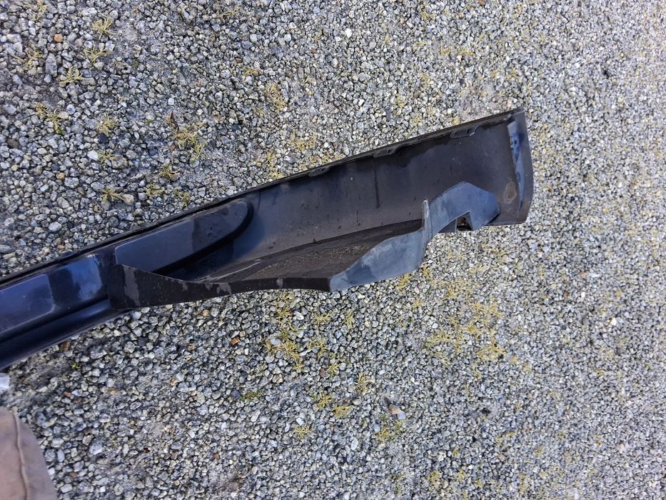 Parte inferior para-choques ( spoiler/lip)Seat Ibiza ano 2000  usado