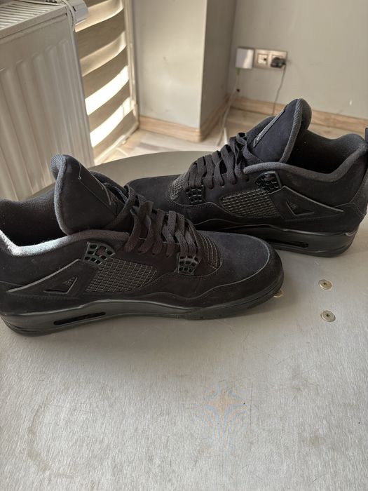 Jordan 4 Black Cat