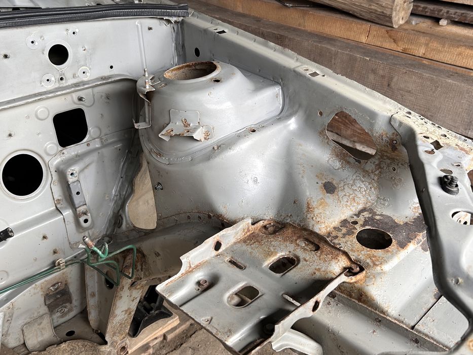 Кузов автомобіля Lanos