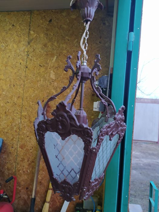 Продам люстру б/у