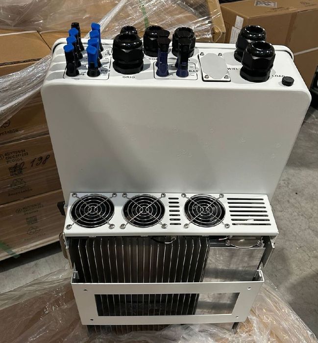 Inversor híbrido DEYE 20kW SG01HP3 trifásico de alta tensão