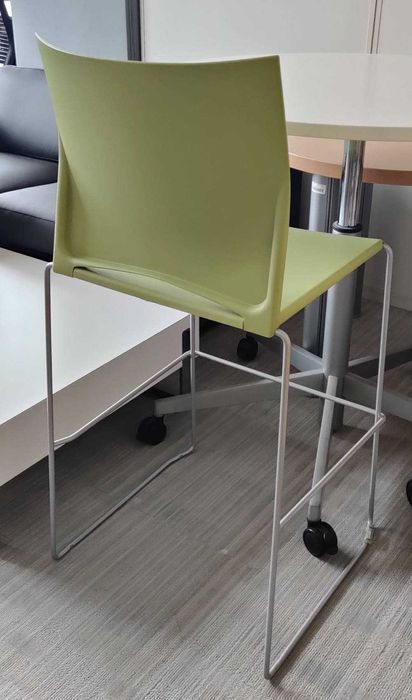 Hocker ProfiM ARIZ zielony krzesło barowe (ok. 30 szt.) WYPRZEDAŻ