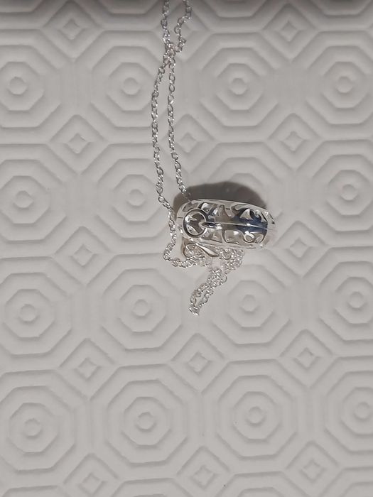 Colar com um coração