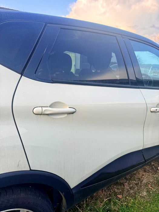 Drzwi prawy tył Renault Captur I Kod Lakieru BIXND