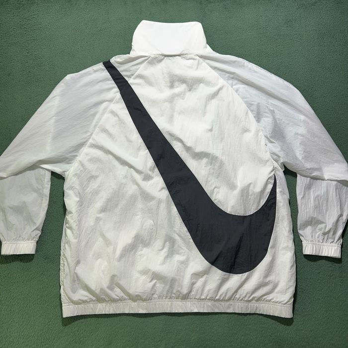 Вітрівка Nike Big Swoosh