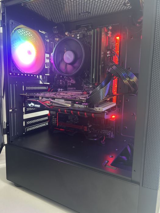 Komputer Gamingowy: Ryzen 5 1500X- 4R/8W/Dyski 628GB/16GB RAM/MSI-2GB/