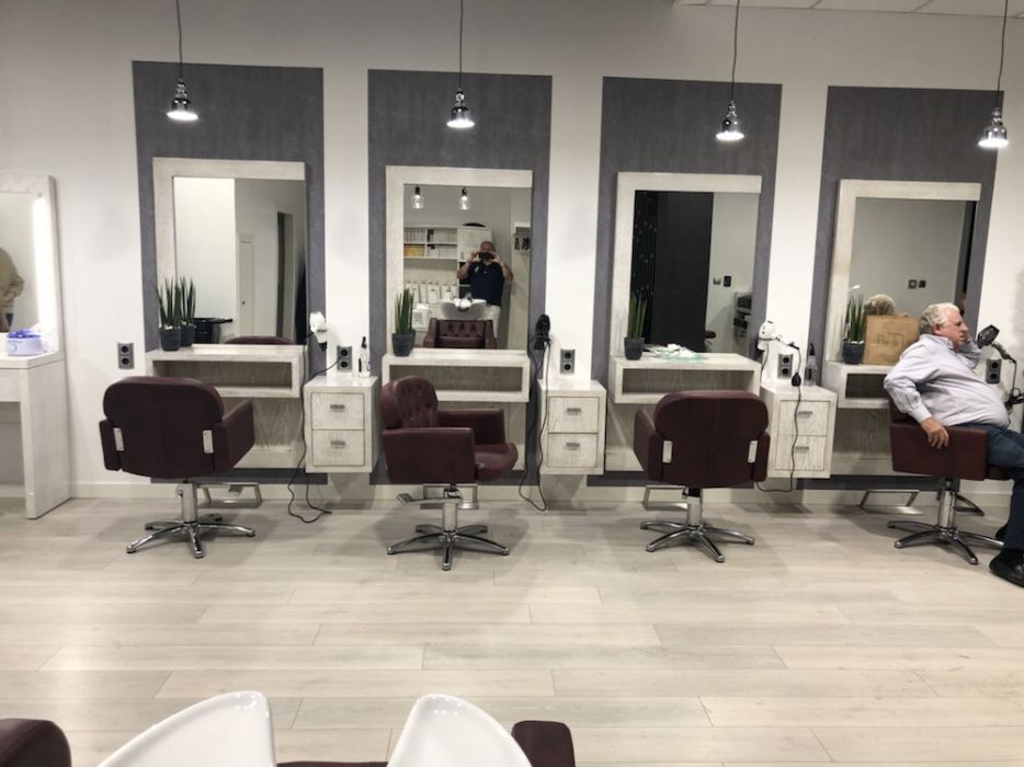 Mobiliário cabeleireiro por medida