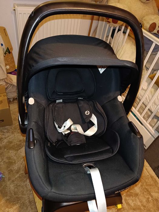 Fotelik samochodowy Maxi Cosi Tinca z bazą ISOFIX