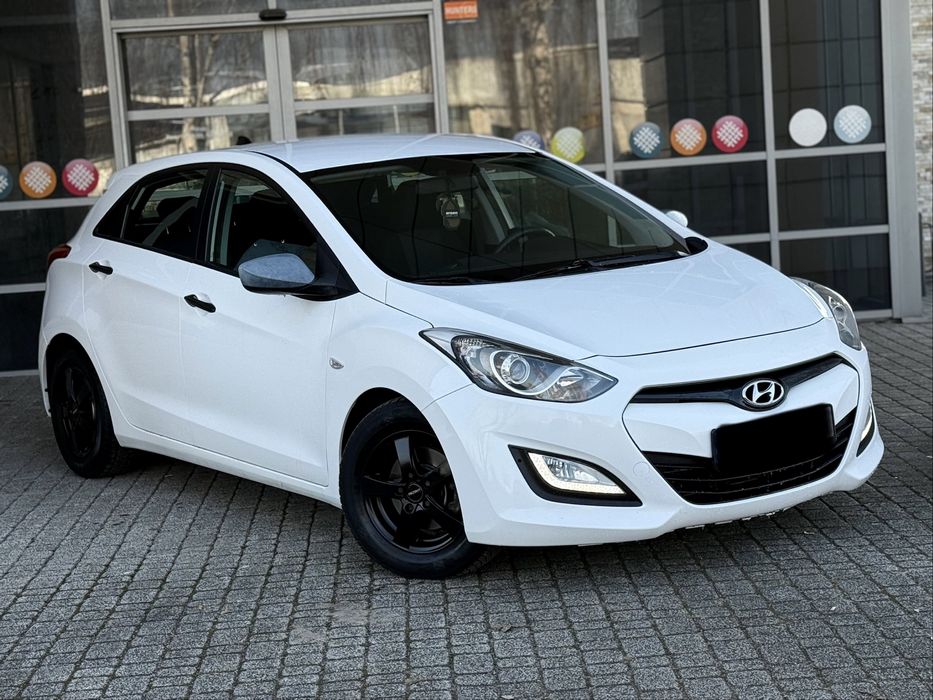Hyundai I30 1.4 CRDI 90KM *Bezwypadkowy*Navi*Led*Alu*Zadbany*