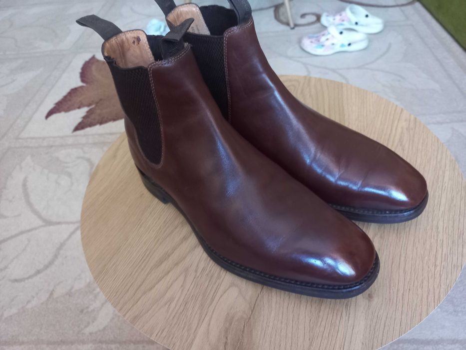 Челсі чоботи Loake. Англія England  Goodyear Welt. Р 8.5   G  Dainite.