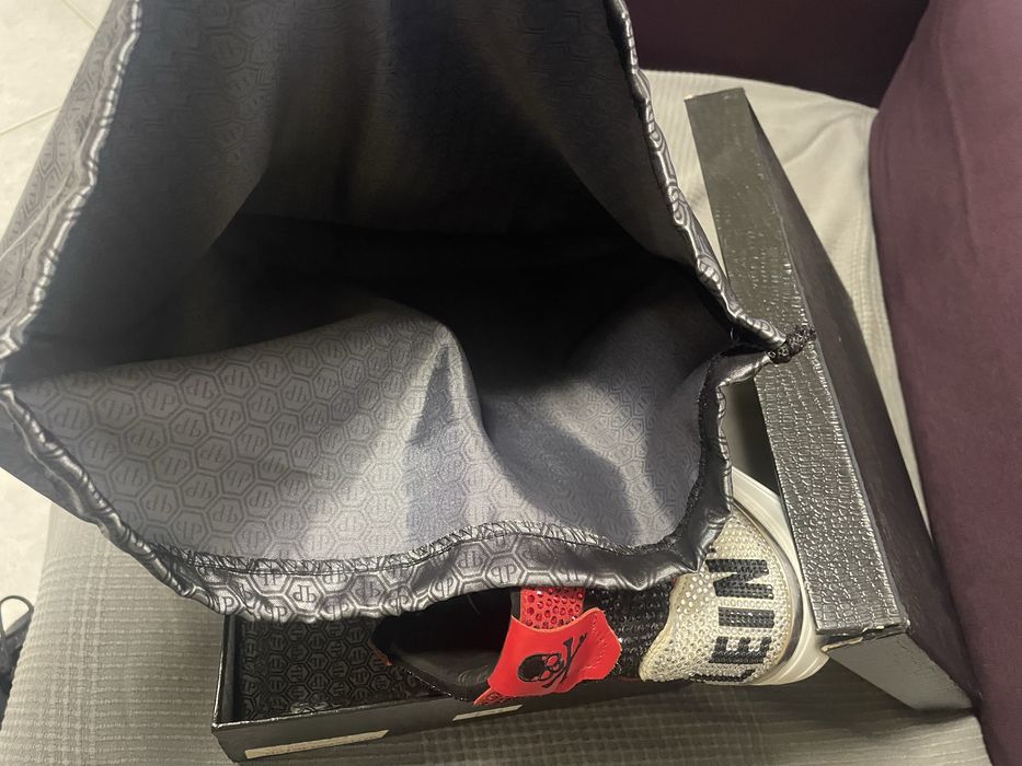 Vendo Philipp Plein Hi-Top Sneakers Black/Red - NOVOS!