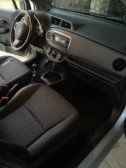 Toyota Yaris - 1400 - TD - Excelente estado