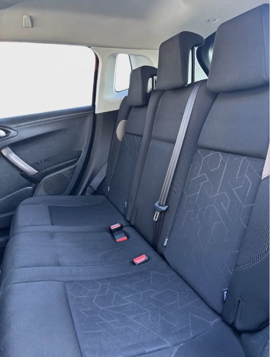 PEUGEOT 2008 1.6 BlueHDi 100 CV • 12/2015 • 96.500 Kms