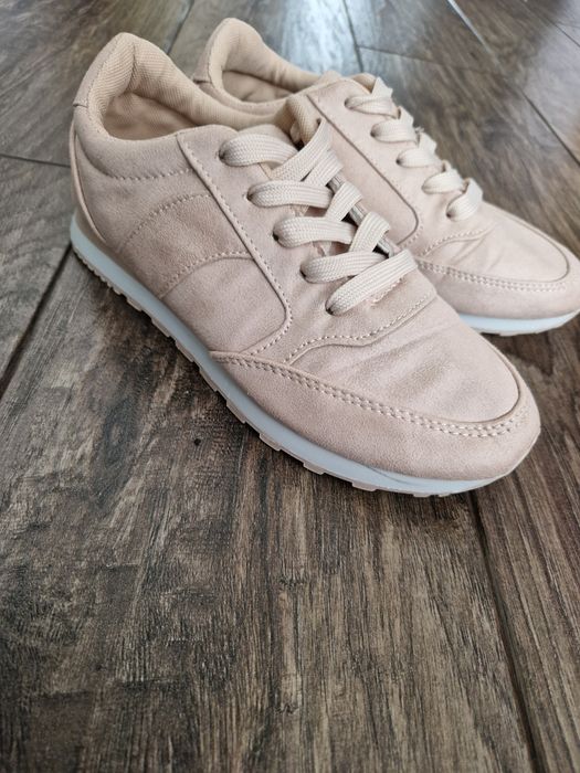 Damskie sneakersy nude Marquiiz eur 37 wkładka 23,5