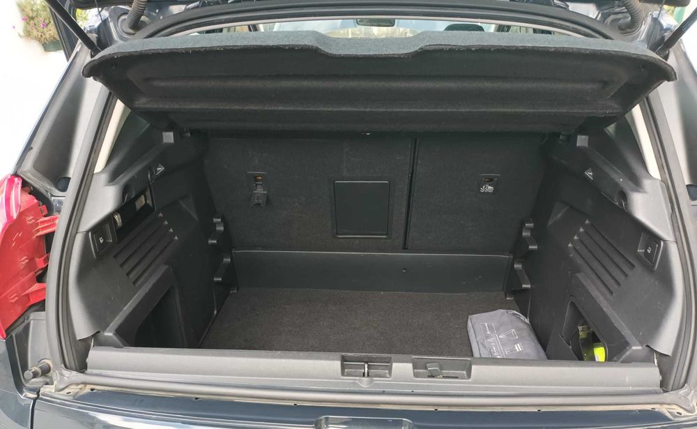 Peugeot 3008 HDi - 10