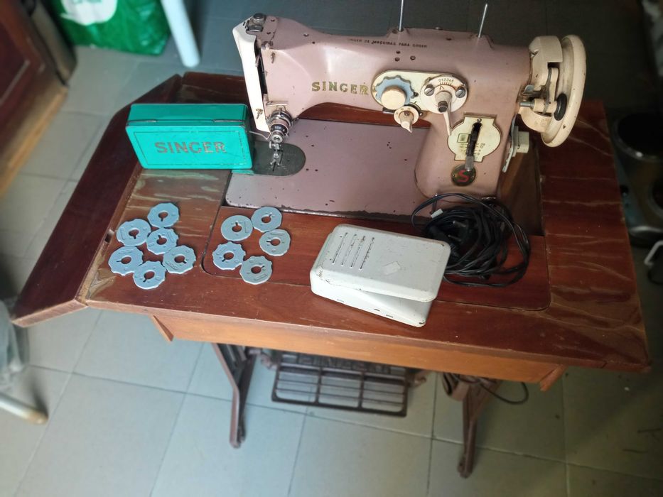 Máquina de costura Singer