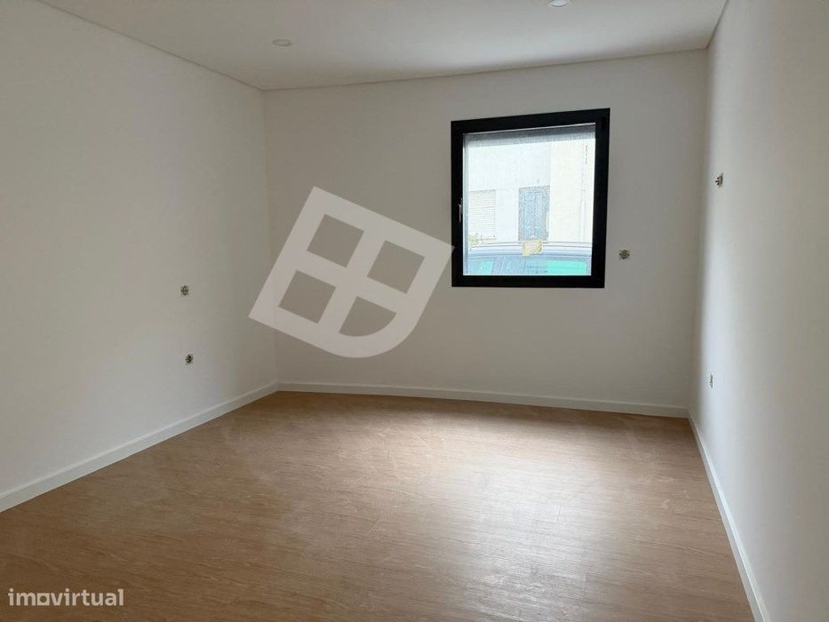Apartamento T3 c/ Terraço - Pronto Habitar | Esgueira