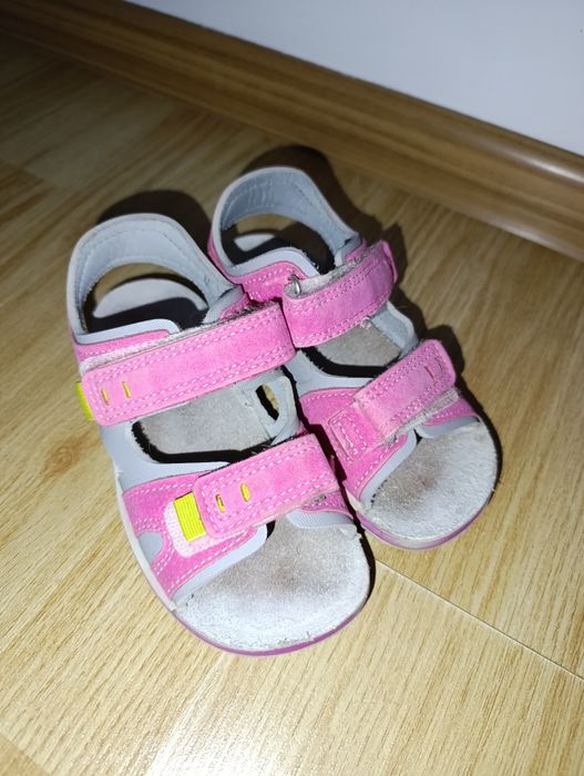 Сандалі для дівчинки Soft 28 розмір
