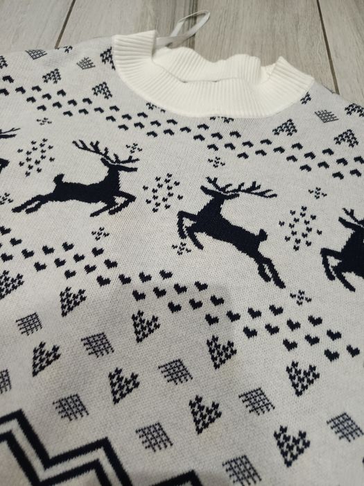 Zestaw świątecznych swetrów mama i syn