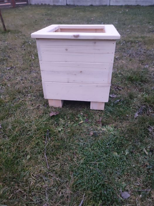 Donice drewniane ogrodowe