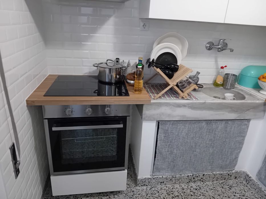 Quarto em  T2 de charme, localizado no Bonfim.