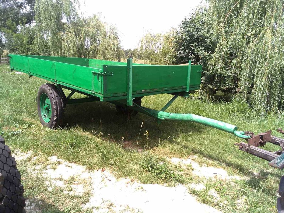 Причіп до трактора/грузовика