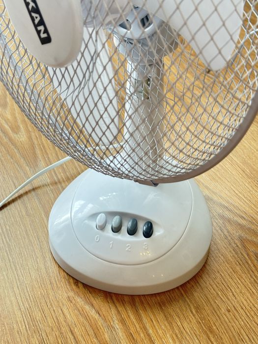 Wentylator biurkowy 30cm