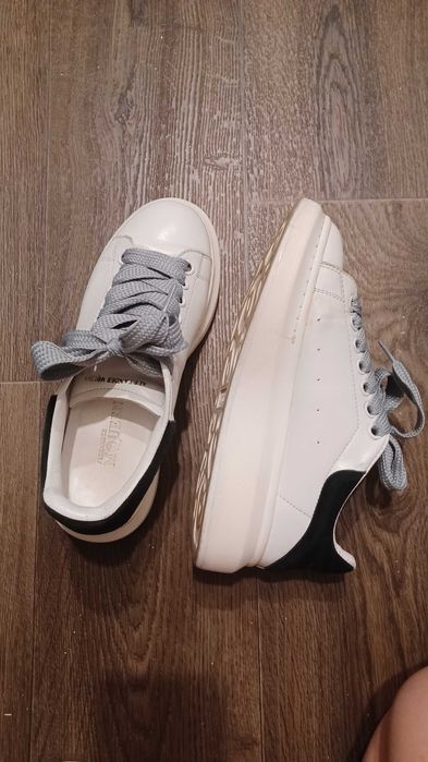 alexander mcqueen кросівки