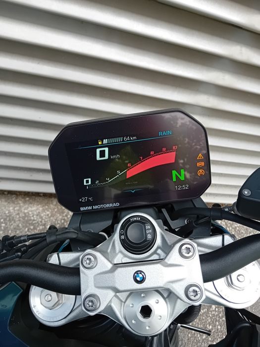 Bmw f 900 r 2025