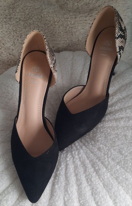 Sapato  de salto médio