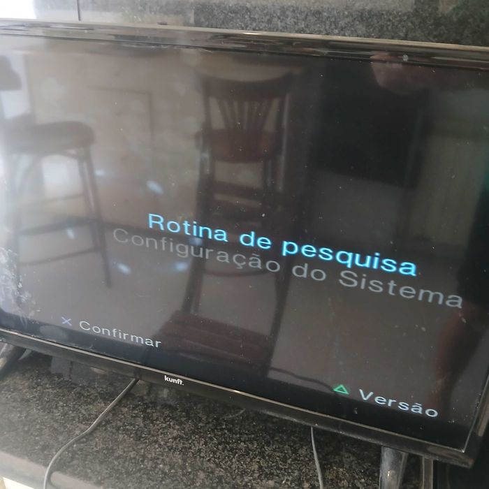 PS2 Sony com 2 Comandos, Carregador e Cabos