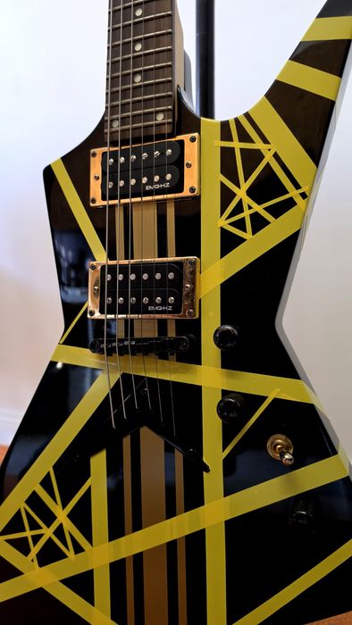 Guitarra Eléctrica Dean Explorer (Dave Mustaine Megadeth signature)