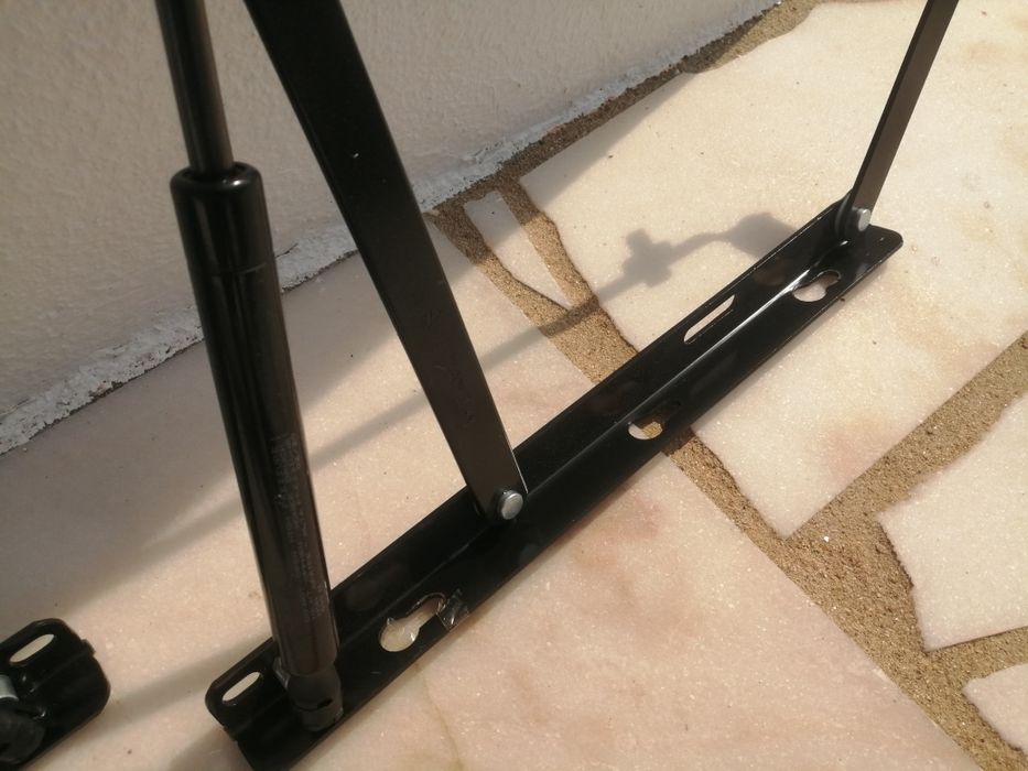 Conjunto de Dobradiças com Amortecedores completo