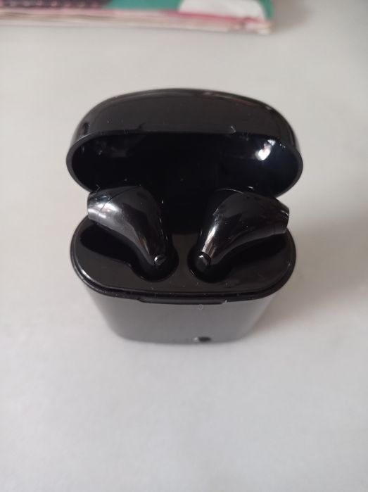 Auriculares Bluetooth i7 e USB repartidor - HUB leitor de cartões