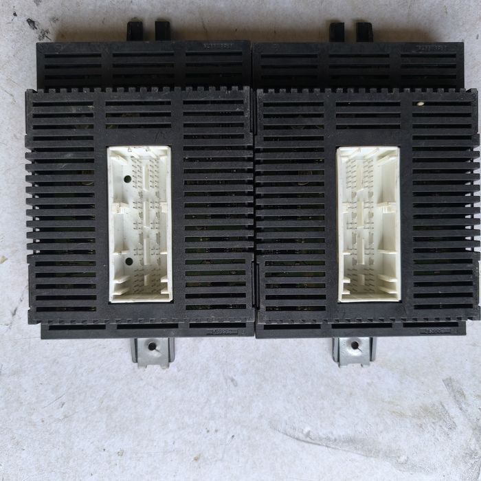 Moduł sterownik świateł BMW  E60 E61 E65 e63  e64