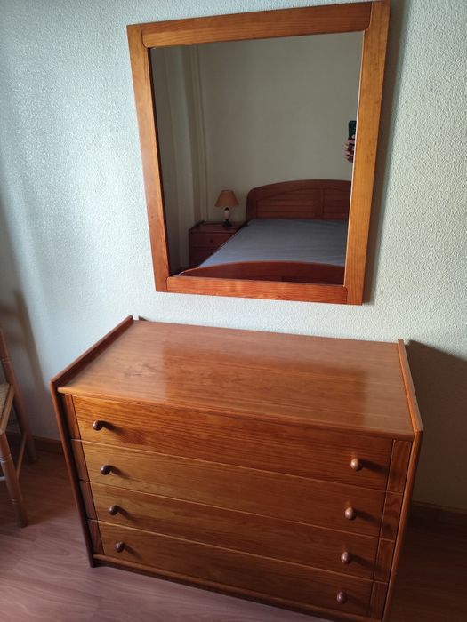 Mobília de quarto de casal , com colchão
